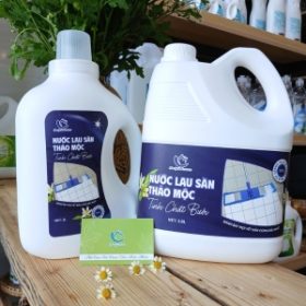 Nước lau sàn thảo mộc Phan Gia Xanh